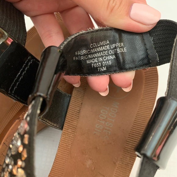 Embellished Strappy Platform Sandals - Picture 3 of 7